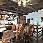 Ampelos Estate Vakantiehuis Akráta