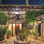Ampelos Estate Akráta