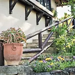 Ampelos Estate *