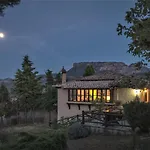 Ampelos Estate Vakantiehuis *