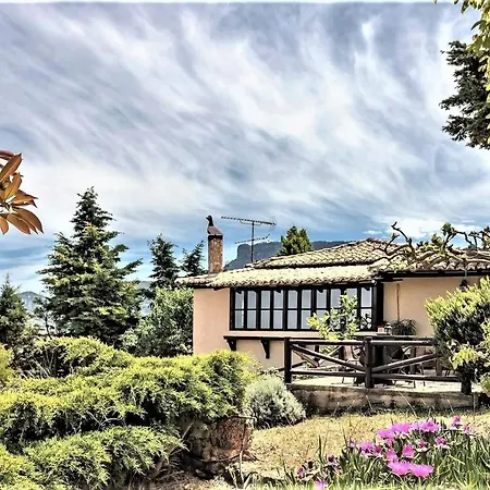 Ferienhaus Ampelos Estate