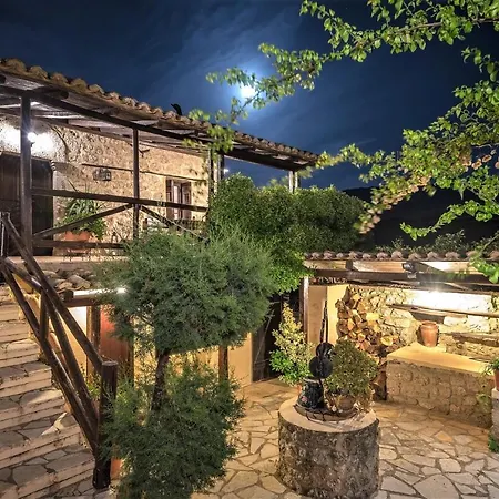 Ampelos Estate בית נופש