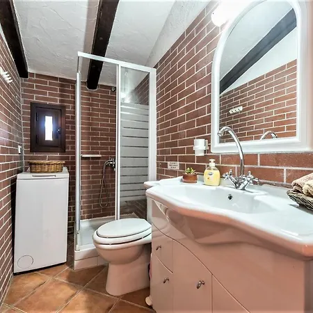Ampelos Estate Ferienhaus Akráta