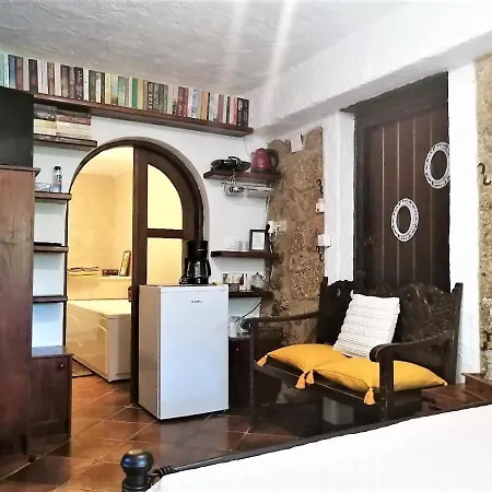 Ampelos Estate בית נופש