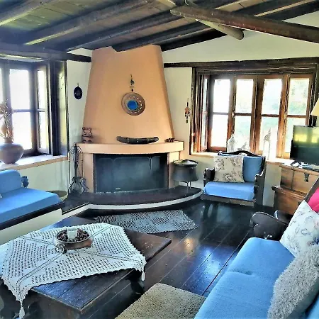 Ampelos Estate Akráta