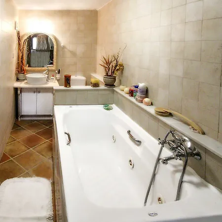 Ampelos Estate בית נופש