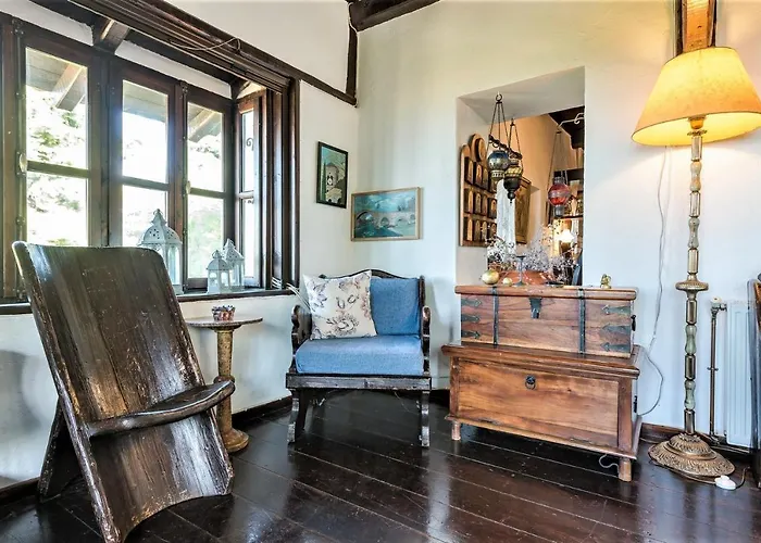 Дом отдыха Ampelos Estate *