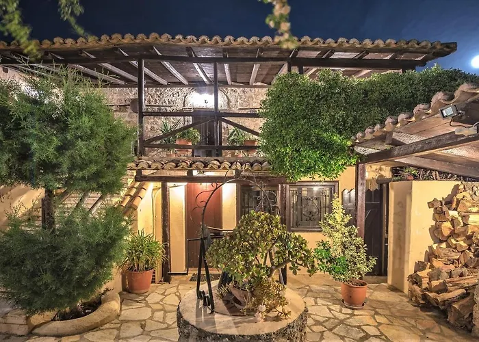 Ampelos Estate Акрата