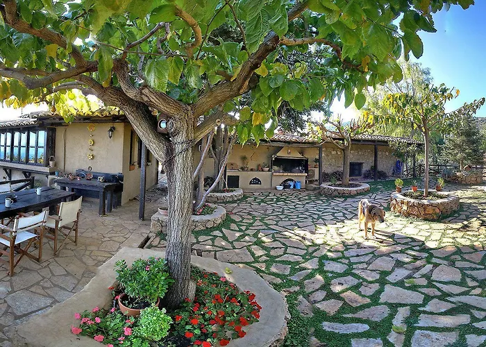 Ampelos Estate * Акрата