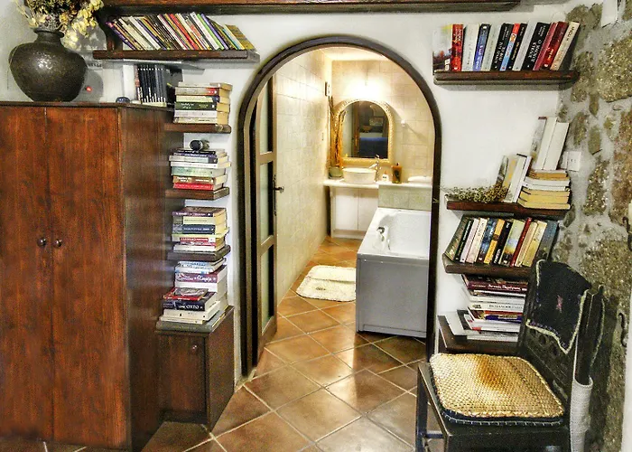 Дом отдыха Ampelos Estate *